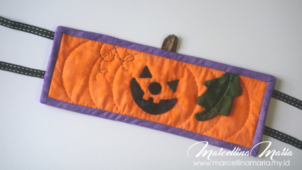 DIY Halloween mug cozy tutorial and pattern